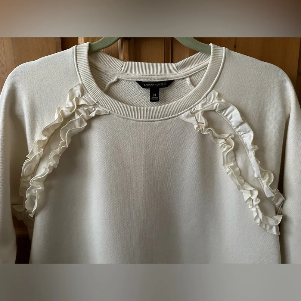 Banana Republic Top - Picture 4 of 6